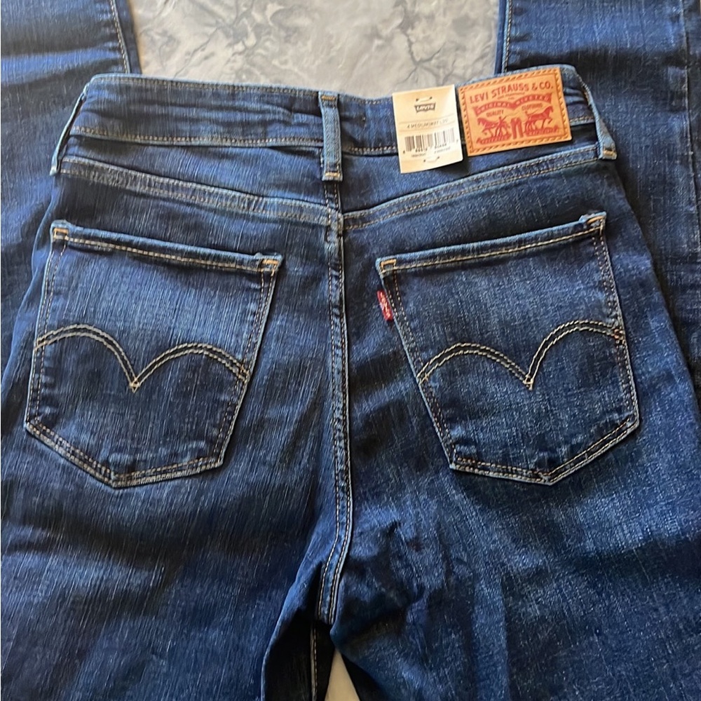 721 Levi’s high rise skinny  jean